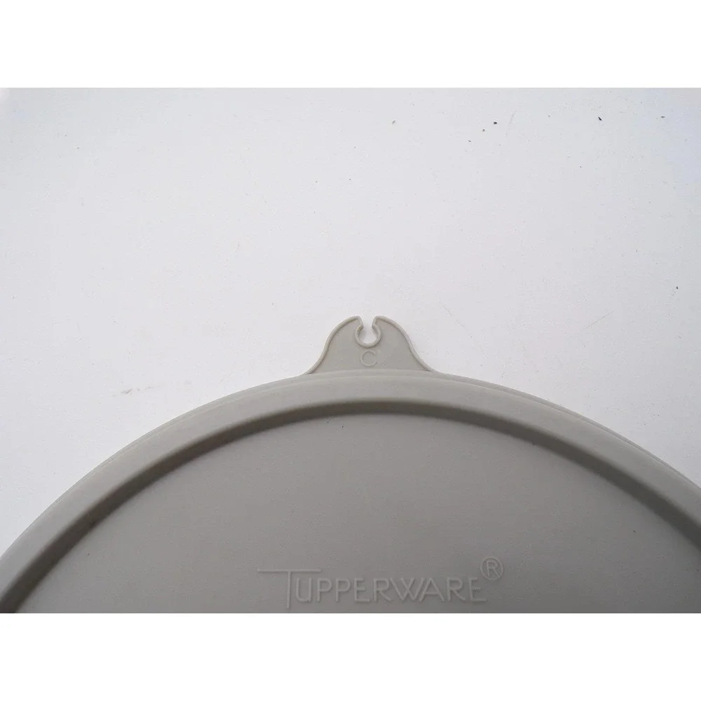 Tupperware Lid Replacement Part Round Gray 227-75 Vintage Item C‎